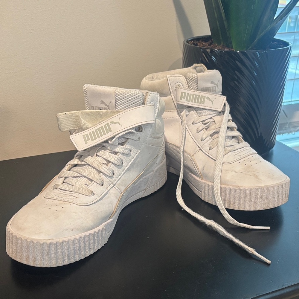 Puma Suede High-Tops in Off-White